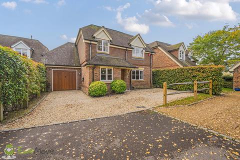 5 Shepherds Walk, Oakley, Basingstoke, RG23 7BF