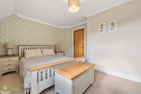 5 Shepherds Walk, Oakley, Basingstoke, RG23 7BF