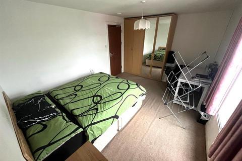 4 bedroom house share for sale, Bathurst Street, Sandfields, Swansea