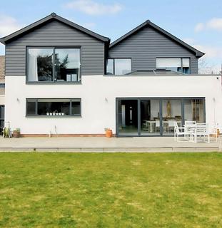 7 Hilly Field, Harlow, CM18 7HU
