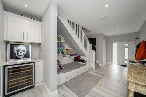 7 Hilly Field, Harlow, CM18 7HU