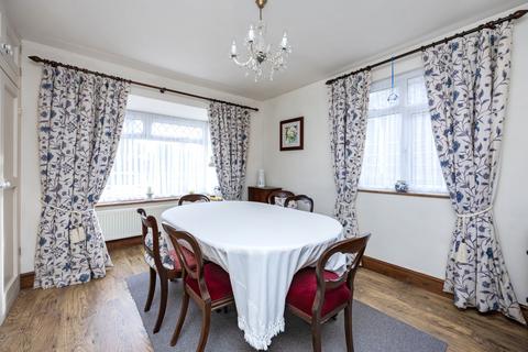 2 bedroom chalet for sale, Kings Barn Lane, Steyning BN44