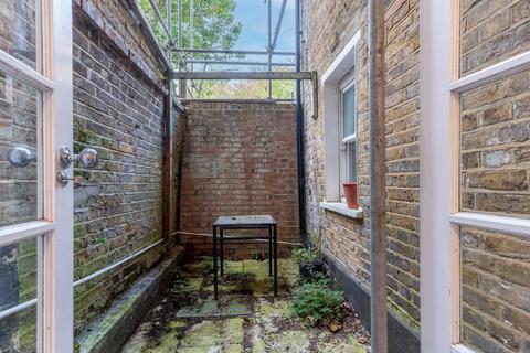 1 bedroom flat for sale, Nevill Road, London, N16