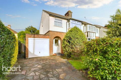 3 bedroom semi-detached house for sale, The Crescent, Abbots Langley