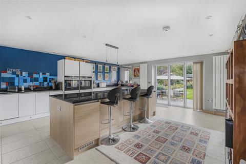 16 Leys Road, Cambridge, CB4 2AT