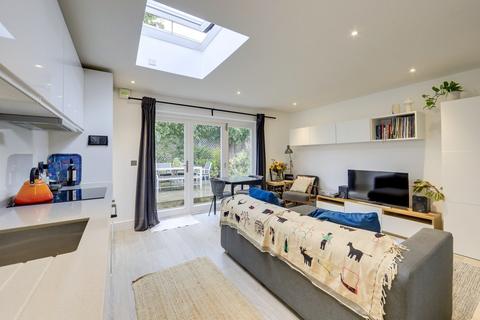 1 bedroom flat for sale, Aldworth Grove, Hither Green , London, SE13