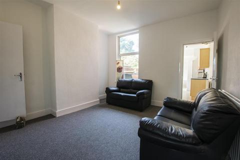 4 bedroom house to rent, Manilla Road, Birmingham B29