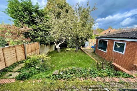 3 bedroom semi-detached house for sale, Bowood Road, Old Town, Swindon