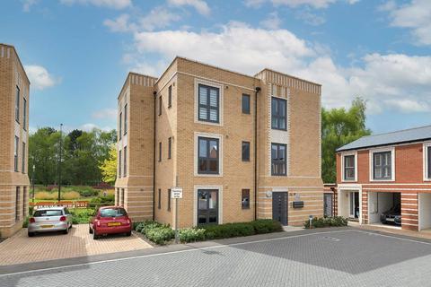 2 bedroom apartment for sale, Baddlesmere Drive, Kings Hill, ME19 4SF