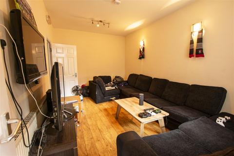 8 bedroom house to rent, Heeley Road, Birmingham B29