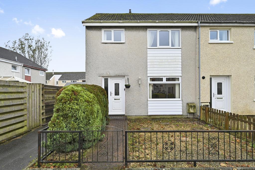 61 Nevis Gardens, Penicuik, EH26 8JZ 3 bed end of terrace house for