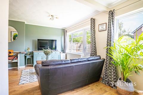 3 bedroom semi-detached house for sale, The Fairway, Leigh-On-Sea, SS9