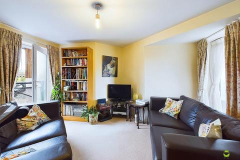 2 bedroom apartment for sale, 4 Chantry Close, London, SE2