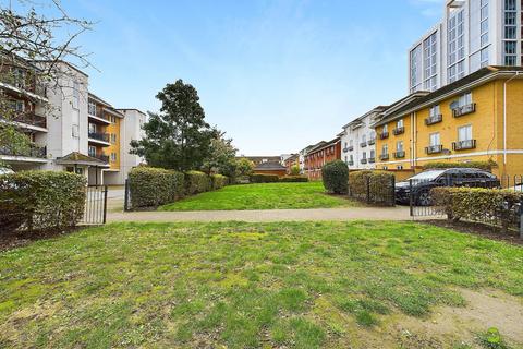 2 bedroom apartment for sale, 4 Chantry Close, London, SE2