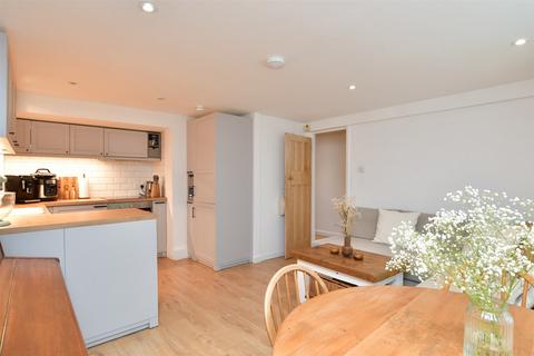 2 bedroom flat for sale, Montpelier Road, Brighton, East Sussex