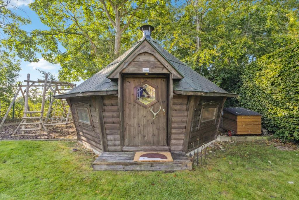 Log Cabin