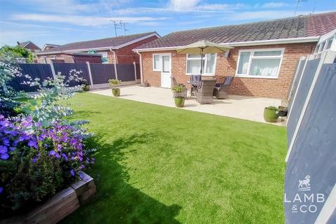 2 bedroom semi-detached bungalow for sale, Ospreys, Clacton-On-Sea CO15