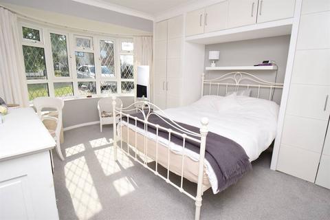3 Longtye Drive, Chestfield, Whitstable, CT5 3NG