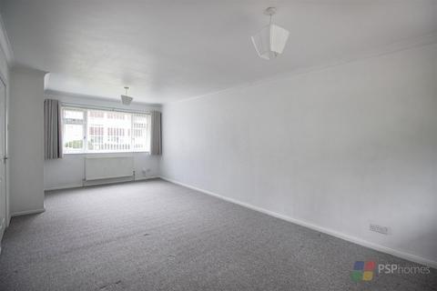 2 bedroom flat to rent, GARDEN FLAT | Jireh Court, Haywards Heath