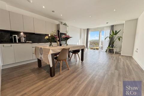 Flat 22, Millais Court, 5 Selbourne Avenue, Hounslow, TW3 1BY