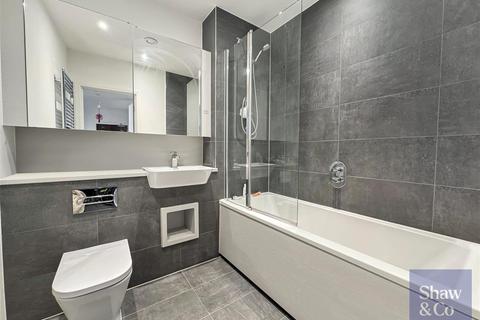 Flat 22, Millais Court, 5 Selbourne Avenue, Hounslow, TW3 1BY