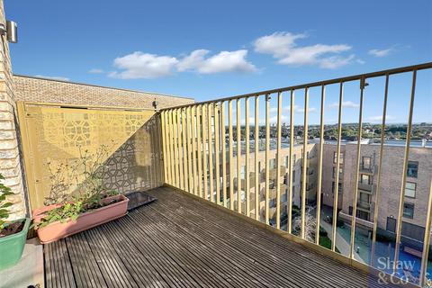 Flat 22, Millais Court, 5 Selbourne Avenue, Hounslow, TW3 1BY