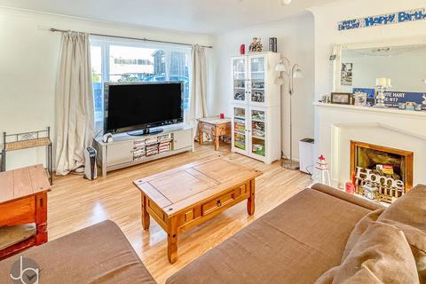18 Maple Leaf, Tiptree, Colchester, CO5 0NJ