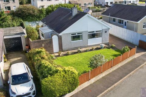 3 bedroom bungalow for sale, Bryn Awel, 4 Garth Estate, Pontllyfni