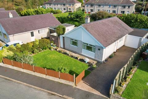 3 bedroom bungalow for sale, Bryn Awel, 4 Garth Estate, Pontllyfni