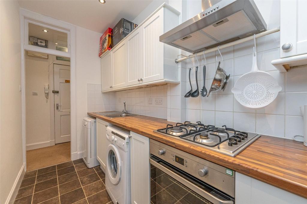 Kitchen Alt