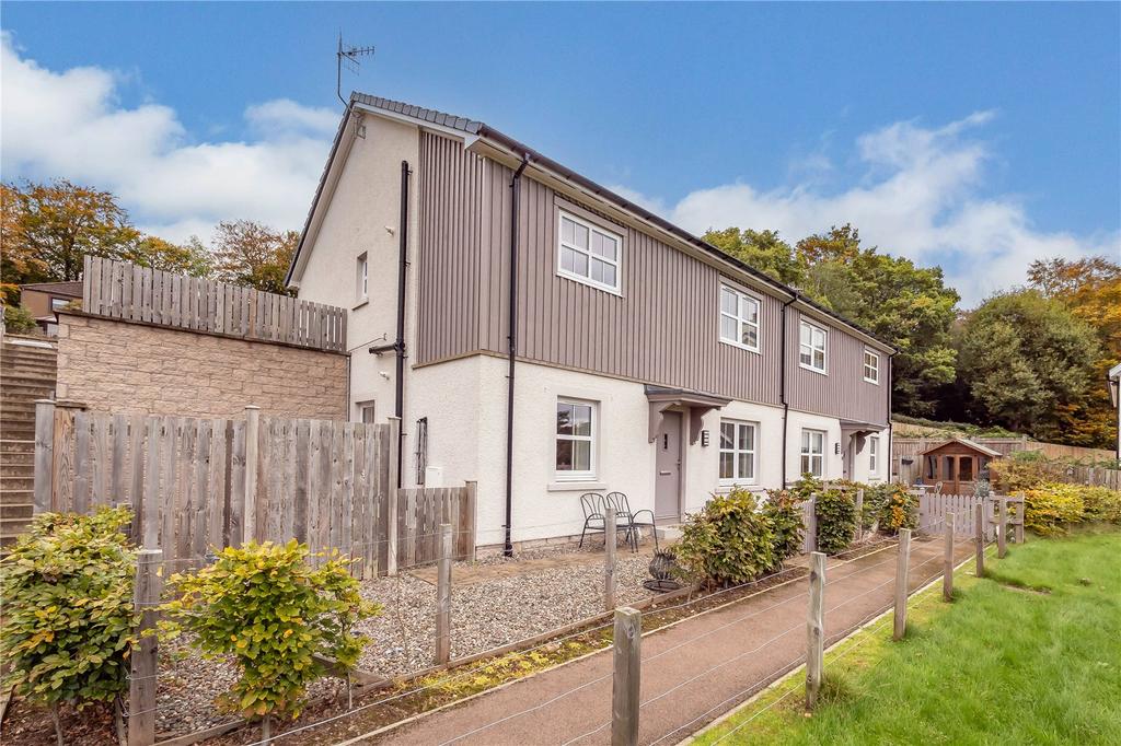 26 Berwick Brae, Perth, Perth and... 2 bed flat for sale £175,000