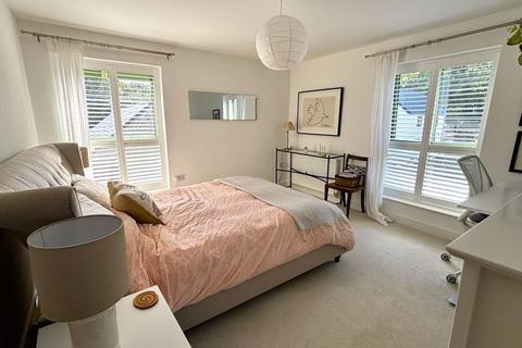 10 The Oaks, Llangattock, Crickhowell, NP8 1QA