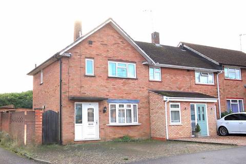 2 bedroom terraced house for sale, Wainwright Avenue, Brentwood CM13