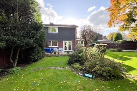 4 bedroom semi-detached house for sale, Brook Close, Endon, ST9 9HB.