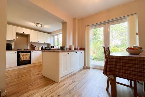 8 Brook Close, Endon, Stoke-on-trent, ST9 9HB