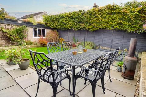 10 Brackenley Avenue, Embsay, Skipton, BD23 6QP