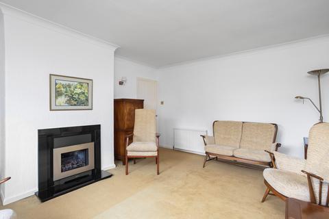 2 Braehead Bank, Edinburgh, EH4 6BH