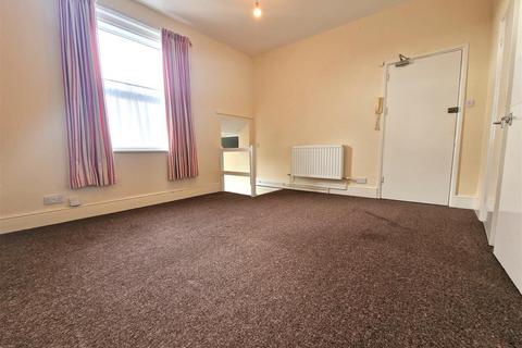 2 bedroom flat to rent, Dorchester Road, Weymouth