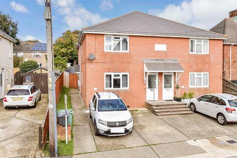 2 bedroom ground floor flat for sale, Colwell Lane, Freshwater, Isle of Wight