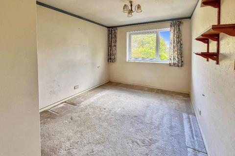 18 Reddington Close, South Croydon, CR2 0QZ