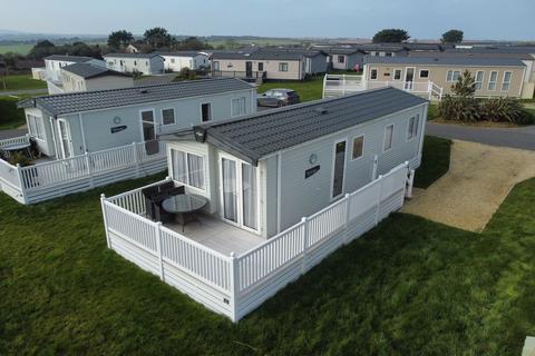 2 bedroom lodge for sale, NEWQUAY TR8