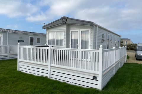 2 bedroom lodge for sale, NEWQUAY TR8