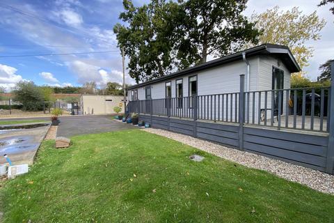 1 bedroom park home for sale, Alder Country Park, Bacton Road, Norfolk, NR28