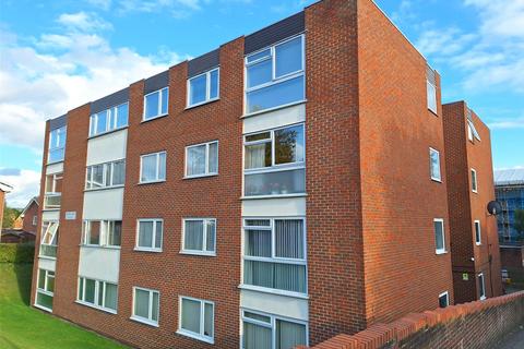 2 bedroom apartment for sale, Pampisford Road, Purley, CR8