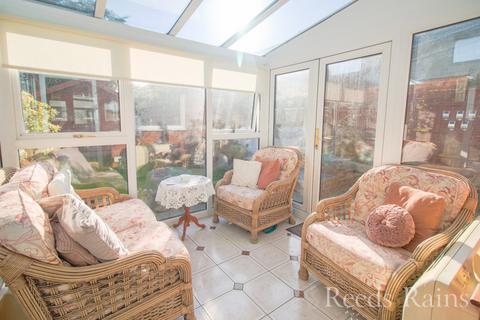 9 Ann Close, Ellesmere Port, CH66 1TA