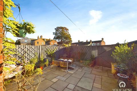 34 Alexandra Road, Lowestoft, NR32 1PJ