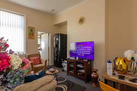 2 bedroom house for sale, Brady Street, Sunderland SR4