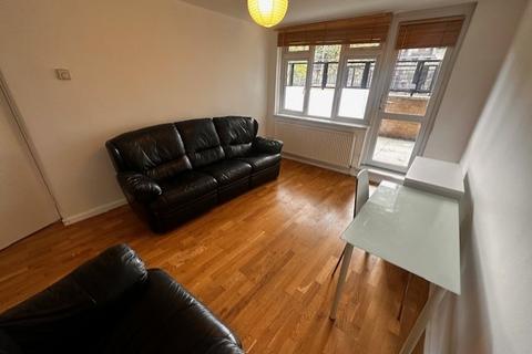 2 bedroom apartment to rent, Layard Square, Bermondsey SE16