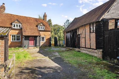 4 bedroom detached house for sale, Bellingdon,  Buckinghamshire,  HP5