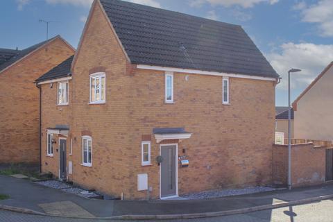 3 bedroom semi-detached house for sale, Draper Way, Leighton Buzzard, LU7